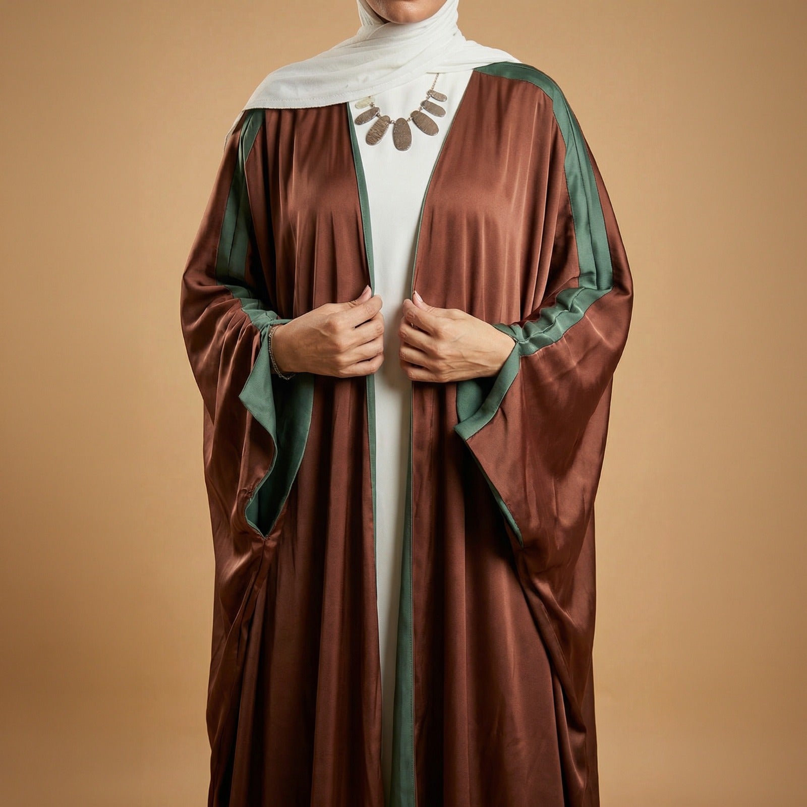 khadija Komono